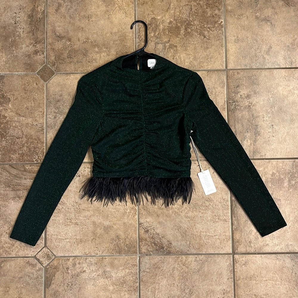 Saylor feather crop top with ruching, sz XS